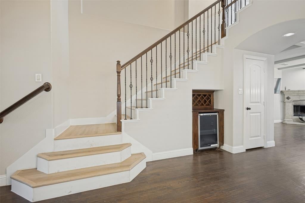3917 Jeanette Lane