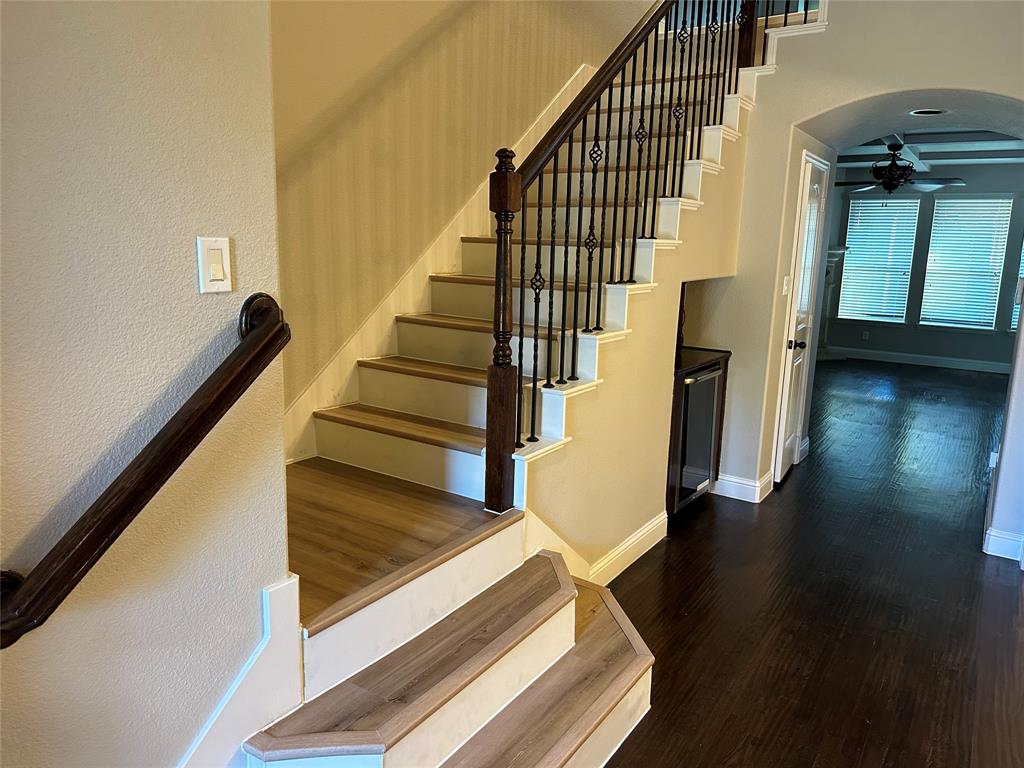 3917 Jeanette Lane