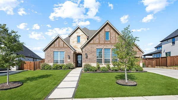 1806 FARMSTEAD RD, MANSFIELD, TX 76063 - Image cbbe42293fc7a33c8f4281a4d1593aff/3260086676
