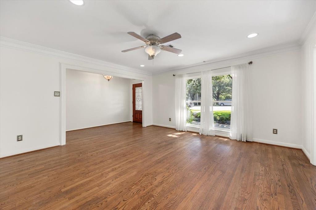 4400 Summercrest Court