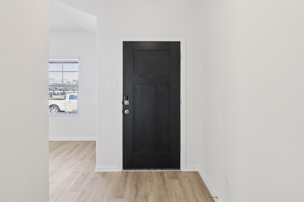 1368 Los Olmos Lane
