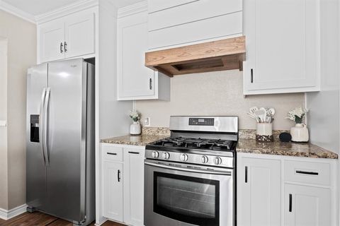 Tiny photo for 201 Redbud Ln, Mount Pleasant, TX 75455 (MLS # 21201061)