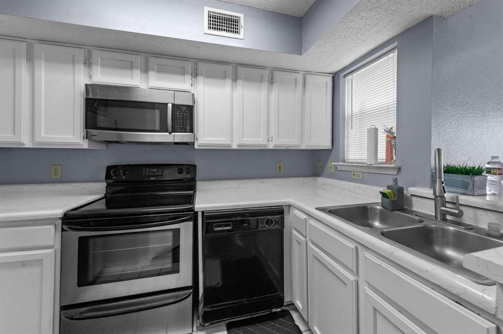 9815 Walnut Street 204