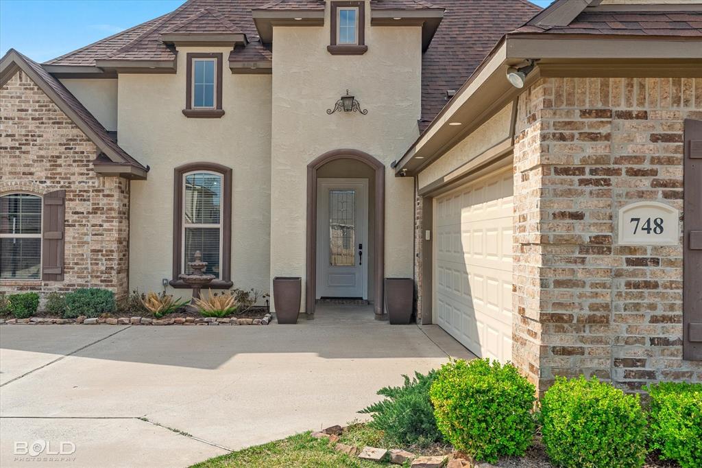 748 Fir Wood Lane