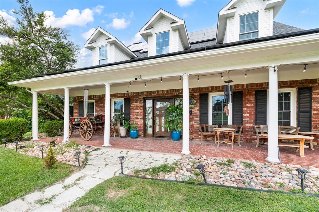 11 Country Ridge Road