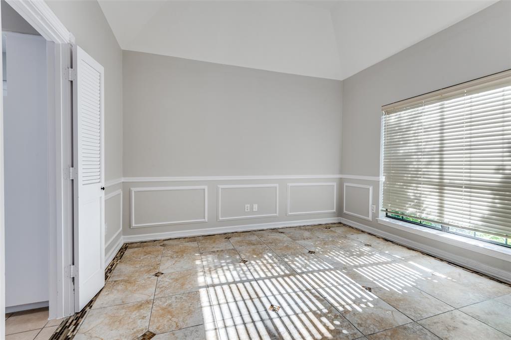 1206 Olde Towne Drive