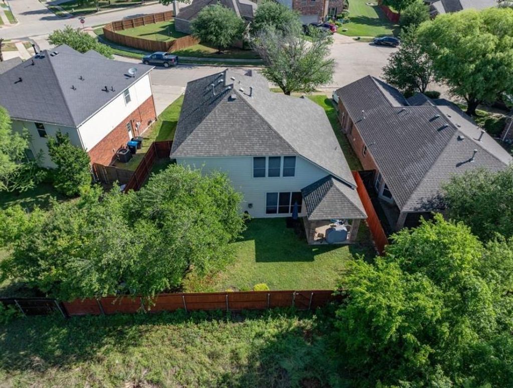 Photo of 5513 Paloma Court, Fort Worth, TX 76179 (MLS # 21138457)