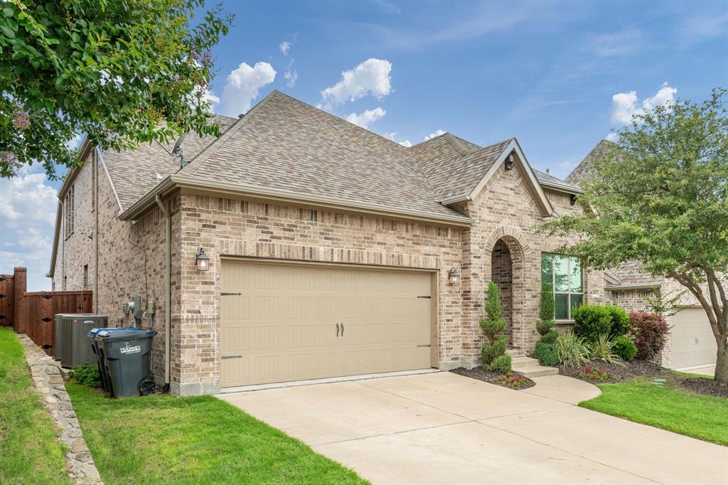 4001 Bamboo Trail