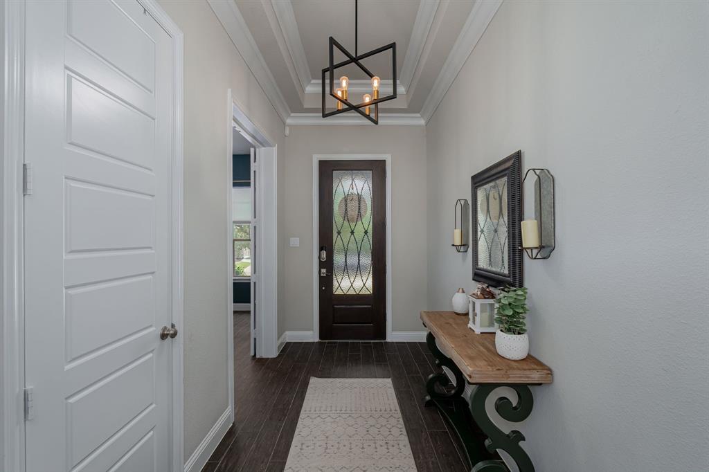 4001 Bamboo Trail