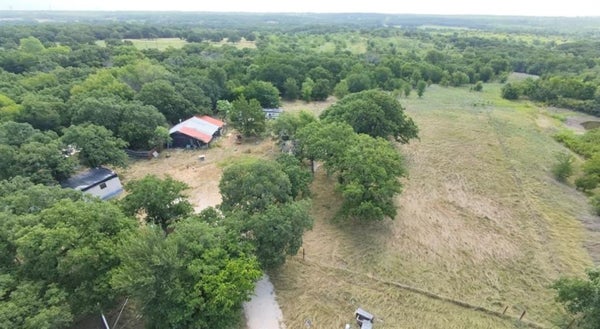 772 COUNTY ROAD 1749, CHICO, TX 76431 - Image cbc79f6e65adfc3a2940aef14ee77f88/304447867