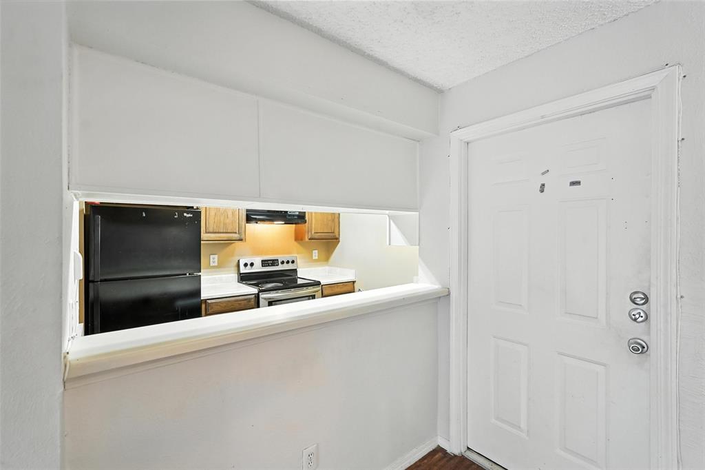 Cambridge Condos Ph 01 03 - Residential