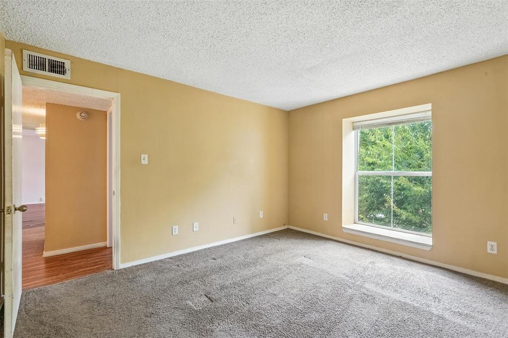 Cambridge Condos Ph 01 03 - Residential