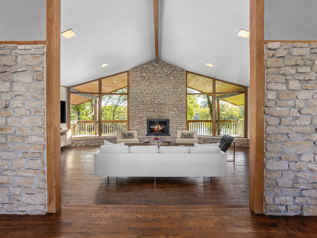 Canyon Lake Estate - Residential