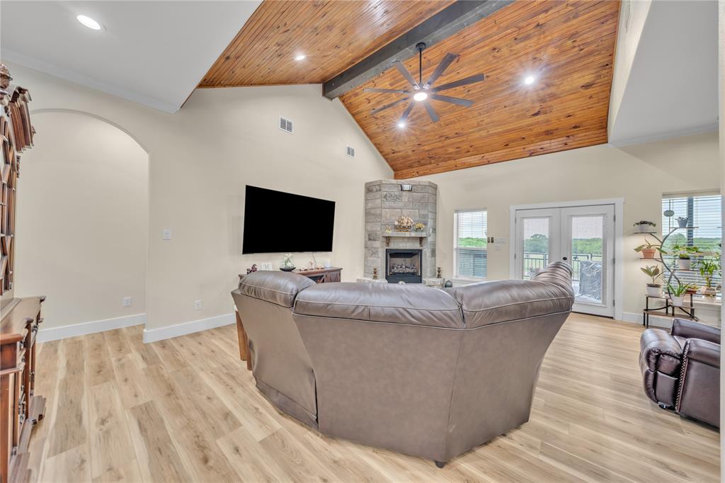 Jr Ranch - Residential