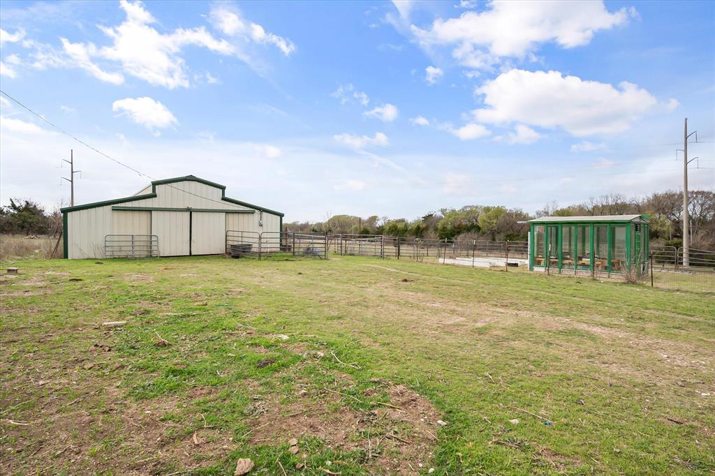 E M Lay - Residential