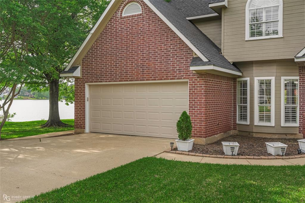 3600 Crestview Drive