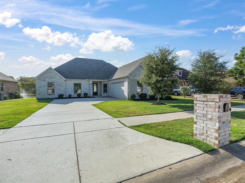 1301 Carnoustie Drive