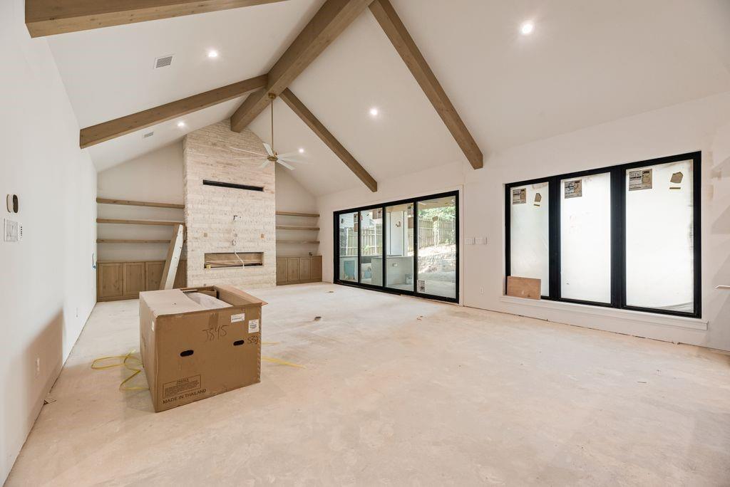 7 Horseshoe Drive