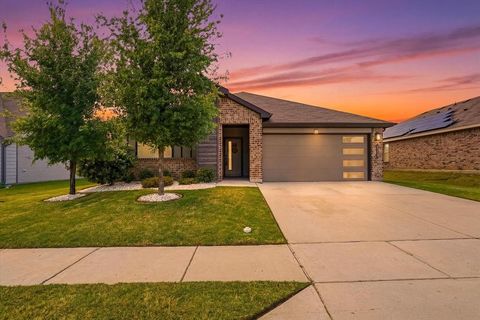 1513 Hulen Park Trail Alvarado TX 76009