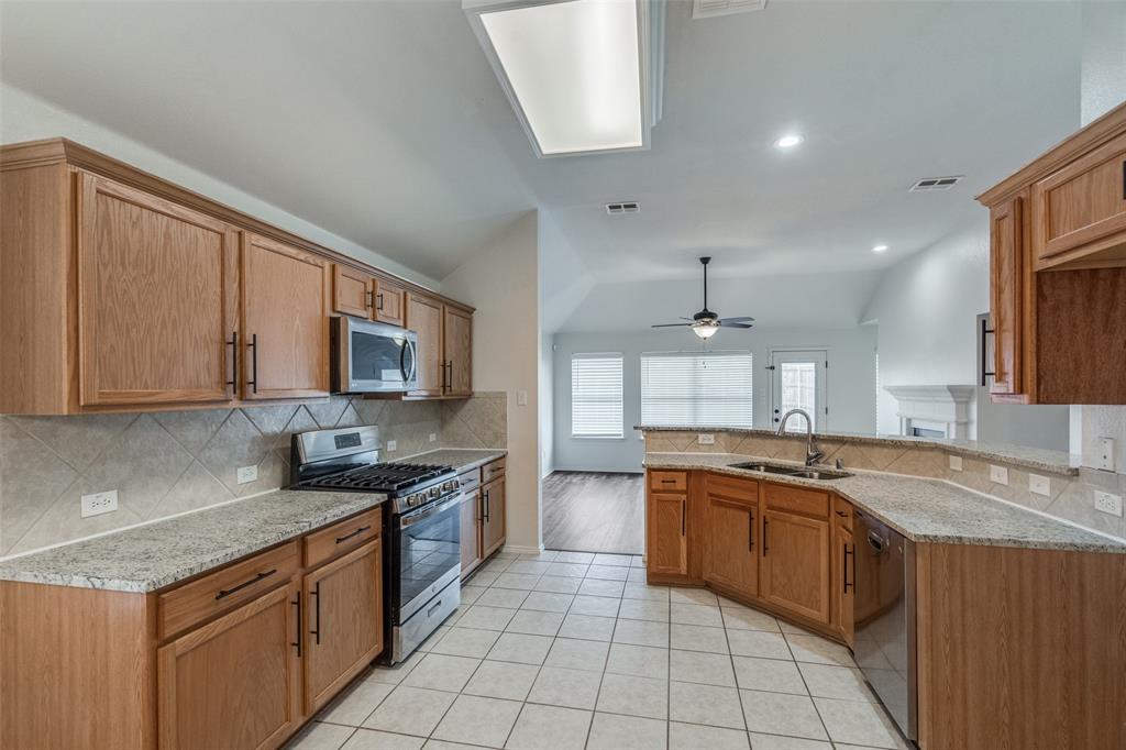 Lost Creek Ranch Ph 1 - Residential Lease