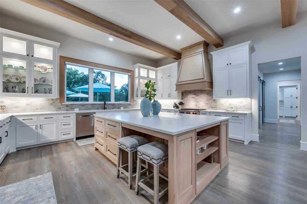 HIDDEN CREEKS POINTE - Residential