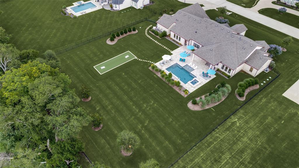 2110 HONEY Lane
