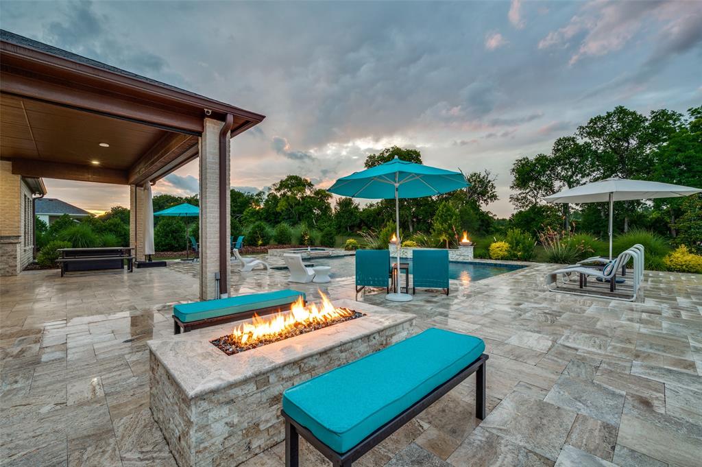 HIDDEN CREEKS POINTE - Residential