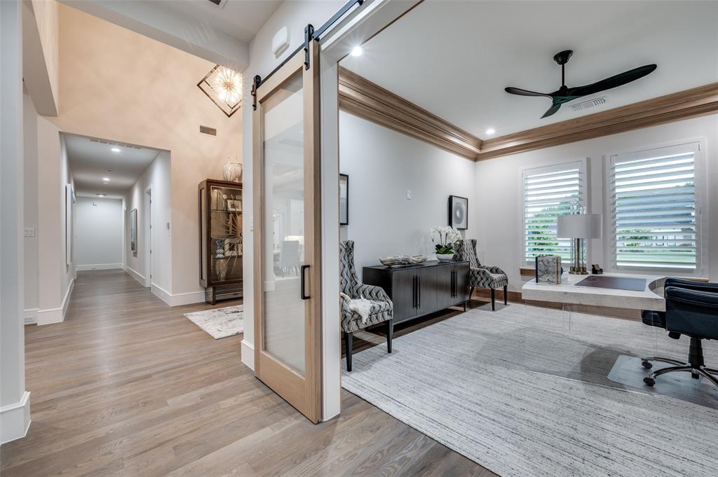 HIDDEN CREEKS POINTE - Residential