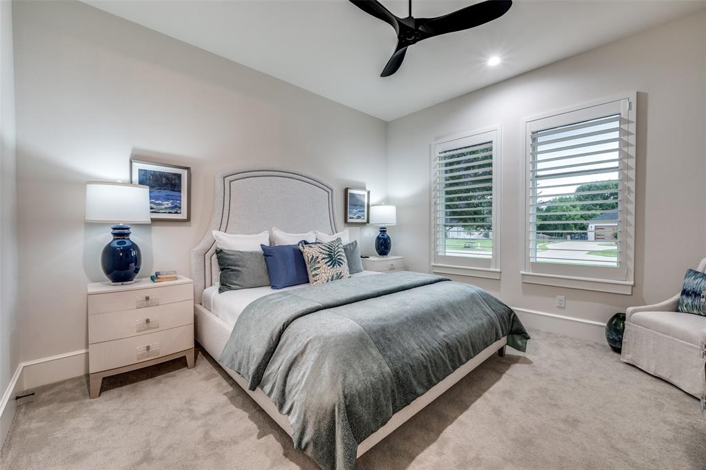 HIDDEN CREEKS POINTE - Residential