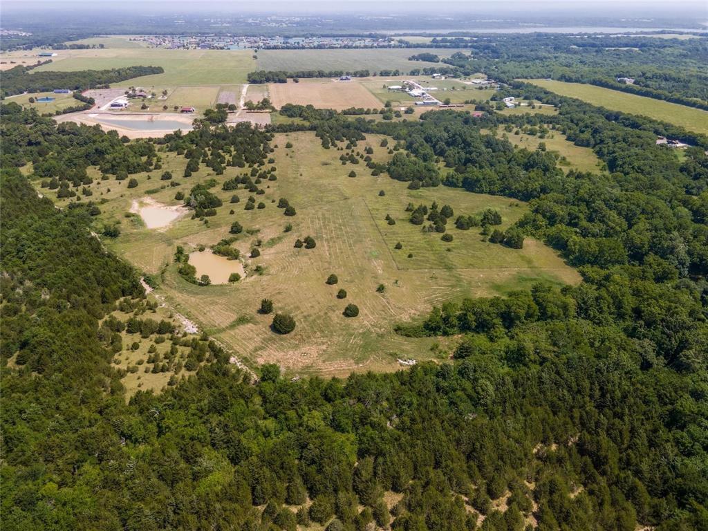 J B Mcclyman Survey - Land