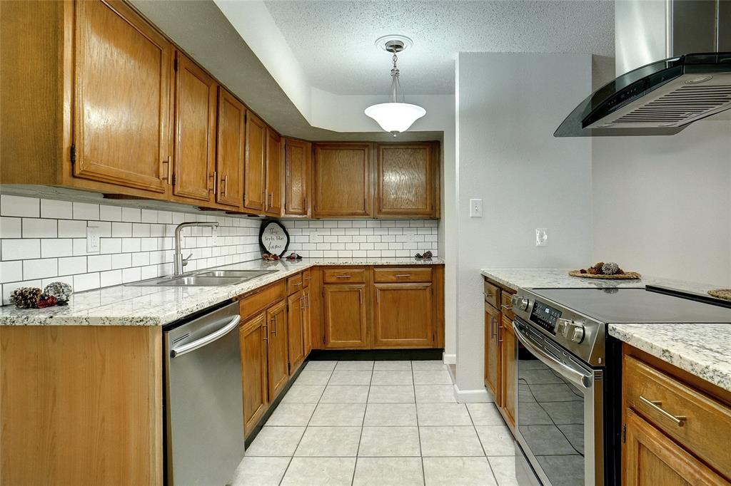 Camelot - Residential