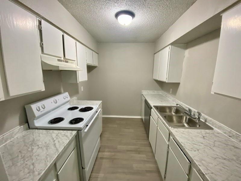 Duplex North Add - Residential Lease