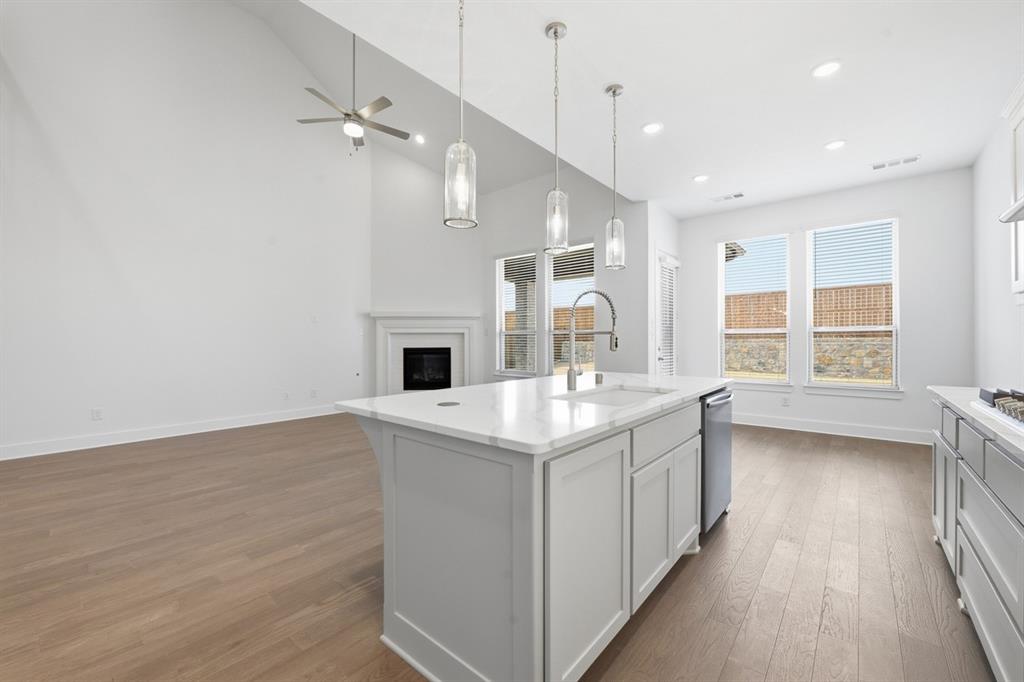 4107 Windy Point Road