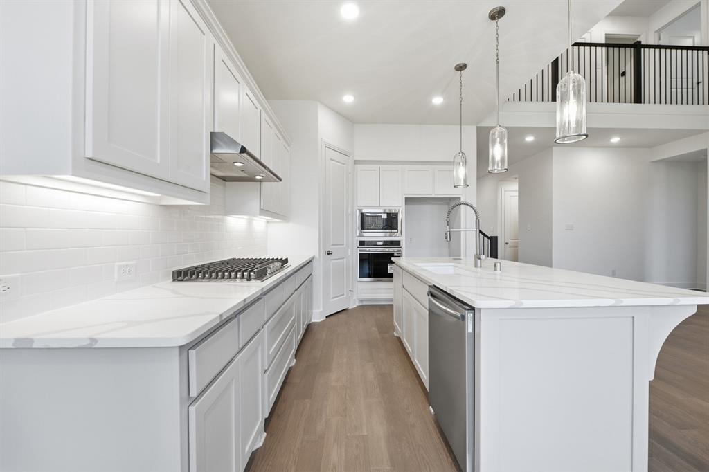 4107 Windy Point Road