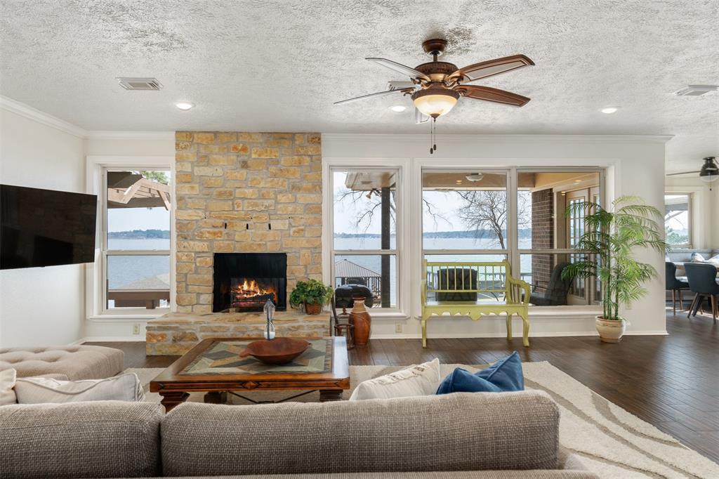 Diamond Head Bay Inc - Residential