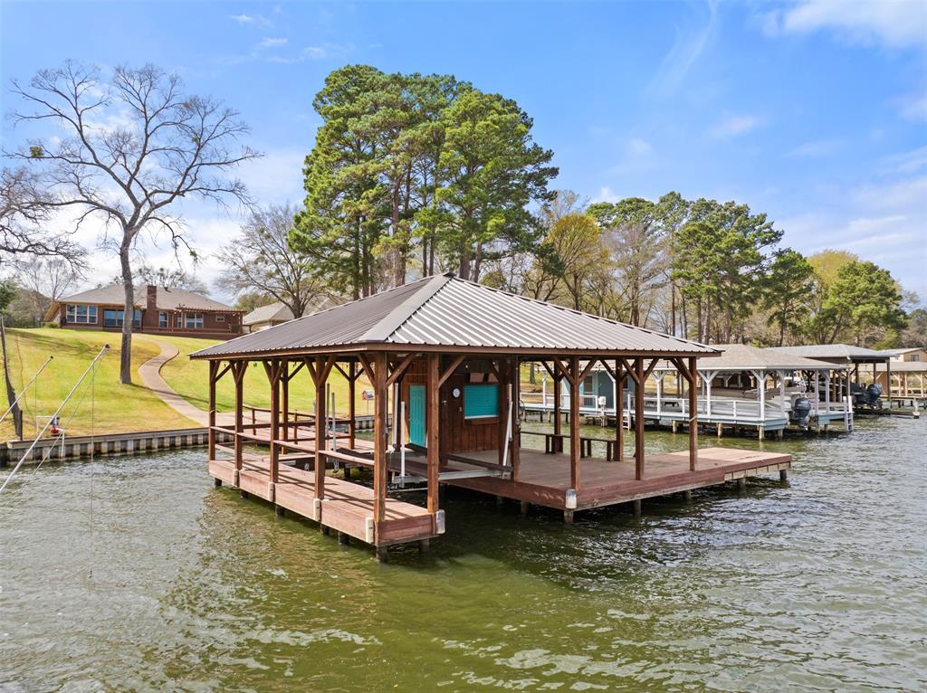 Diamond Head Bay Inc - Residential