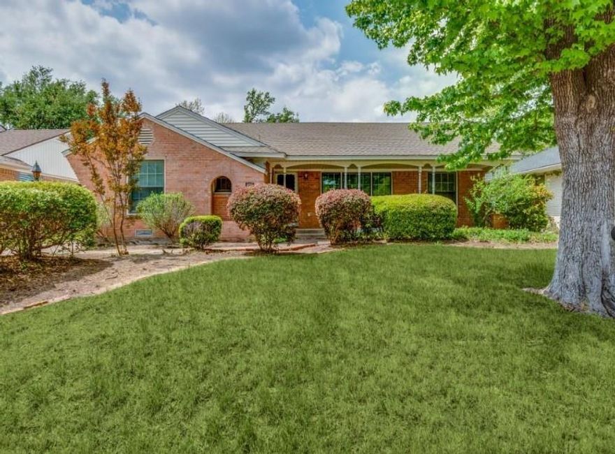 wonderful Merriman Park Opportunity!Near, White Rock Lake, walkable short drive access to nature White Rock trail, Flagpole Hill, Northaven Trail, proximity to dinning, entertainment in Lake Highlands, Uptown, or Lower Greenville. family home with a inground pool diving pool, this has functioned well all summer and recently drained for showings, great home with a great backyard made for entertaining, priced for room to update and have equity, two big living areas, three large bedrooms, kitchen has a open concept to the den and back yard patio. great room for updates and to customized to your taste. new roof and gutters 2025