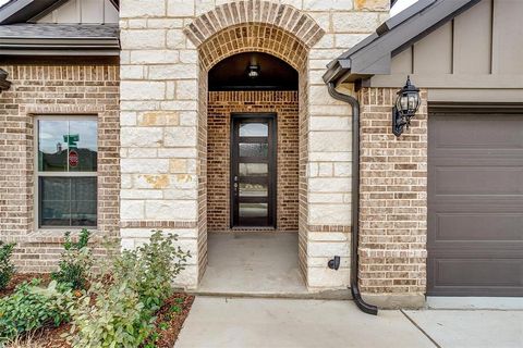 A home in Waxahachie