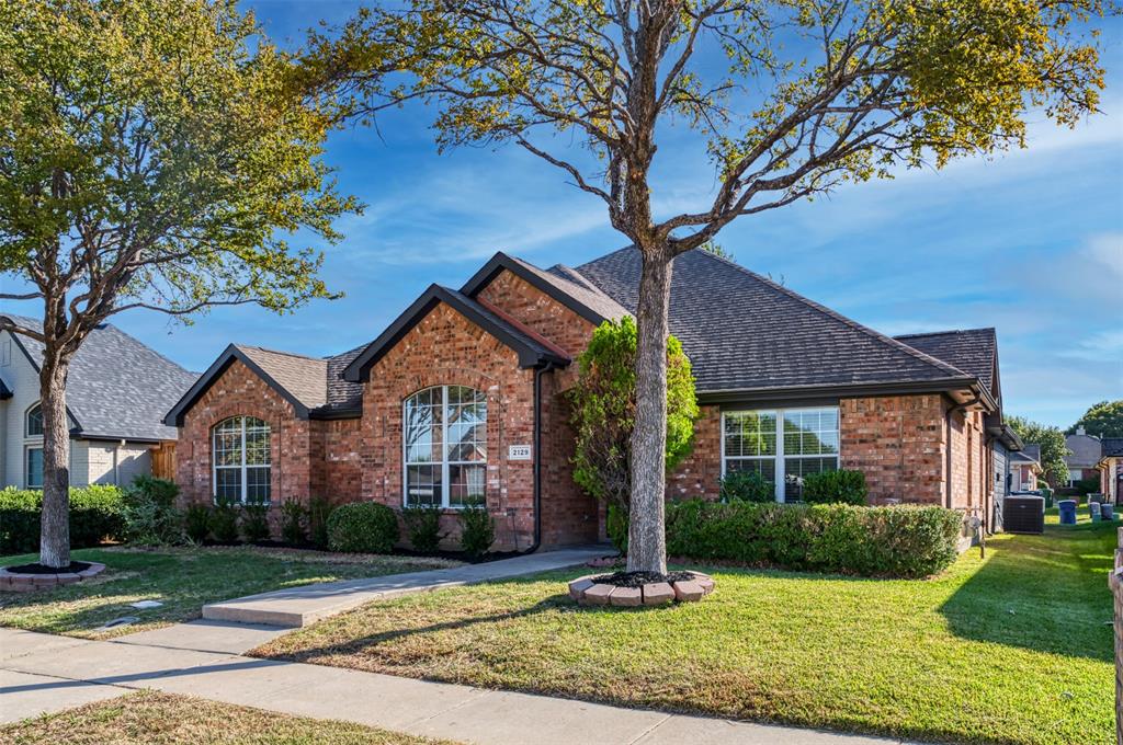 2129 Wallbrook Drive