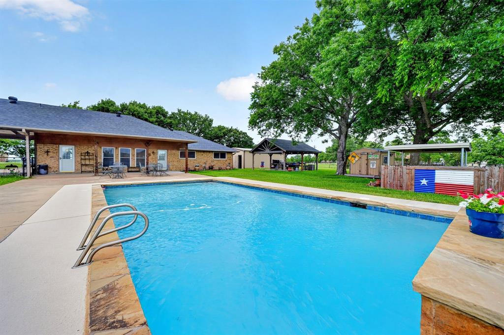 16810 Valley View