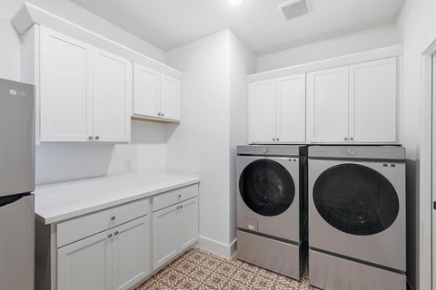 Tiny photo for 912 Hacienda Drive, Mansfield, TX 76063 (MLS # 21101680)