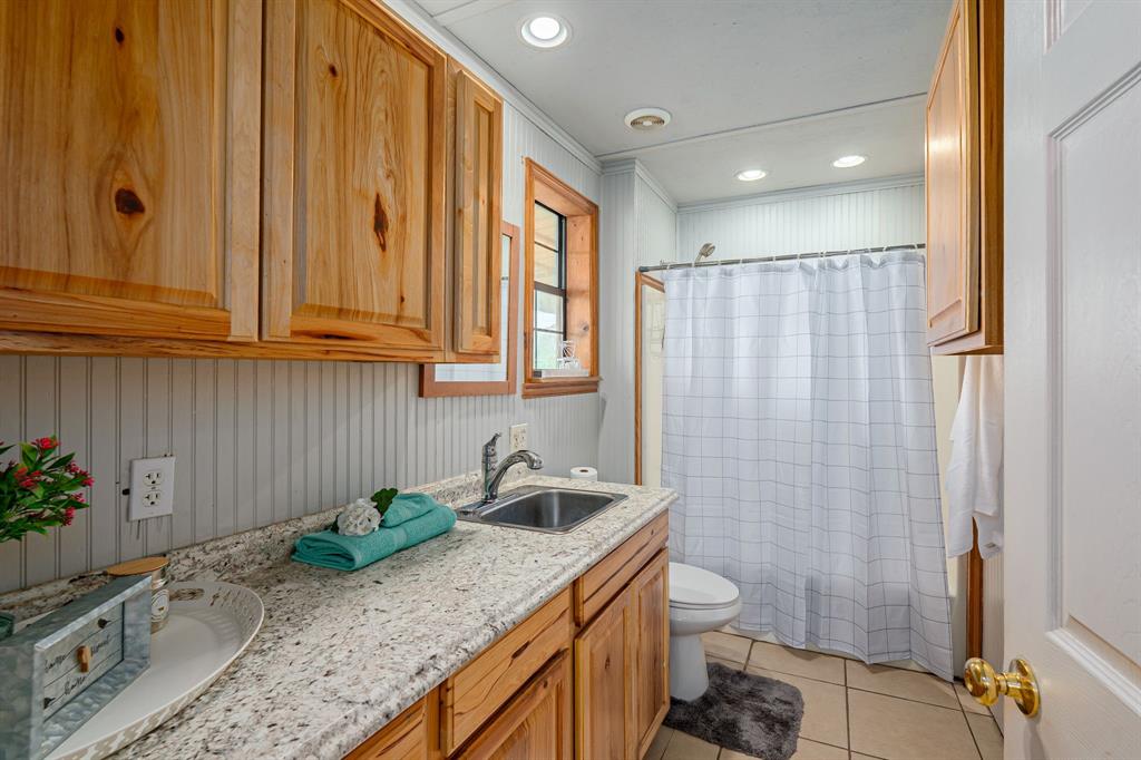 Ht Chenweth Surv Abs No 167 - Residential