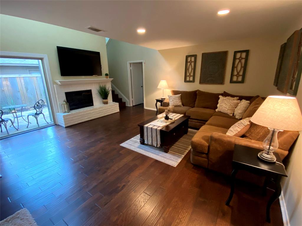 Monticello Park - Residential Lease