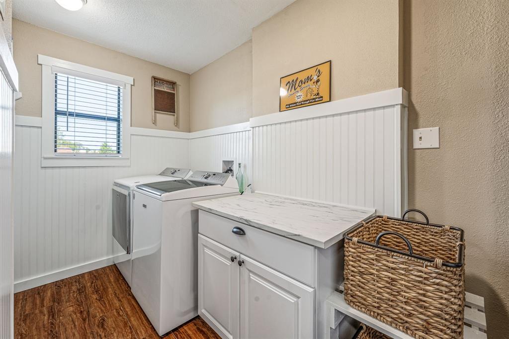 Sandy Oaks - Residential