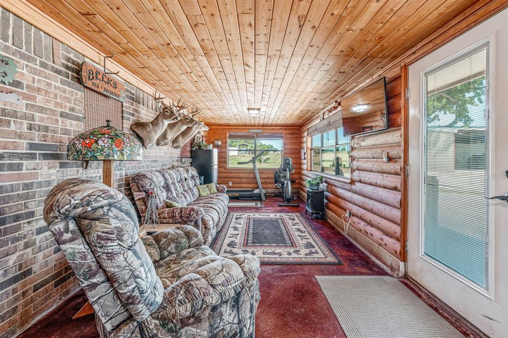 Sandy Oaks - Residential