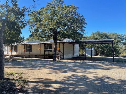 A home in Jacksboro