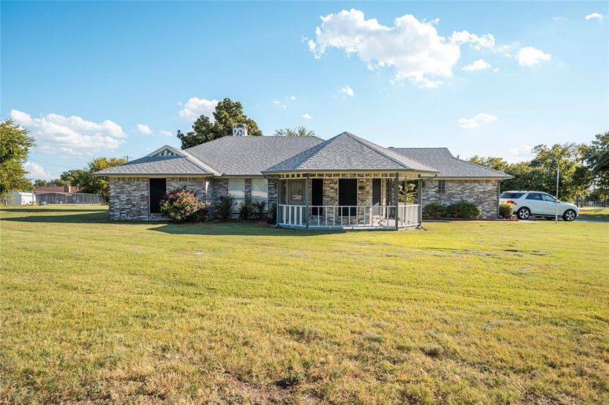 Charming 1-story ranch home on a peaceful 1.26-acre corner lot in sought-after Prestonview Estates. This updated home features new kitchen counters, refreshed bathroom vanities, and recently replaced carpet and tile. The open floor plan flows into a bright sunroom, perfect for enjoying morning sunrises or evening stargazing. Located in the coveted Prosper ISD, this property offers both space and convenience. All appliances—including refrigerator, washer, microwave, and dishwasher—are included. Additional highlights include family room speakers and pet approval by owner.