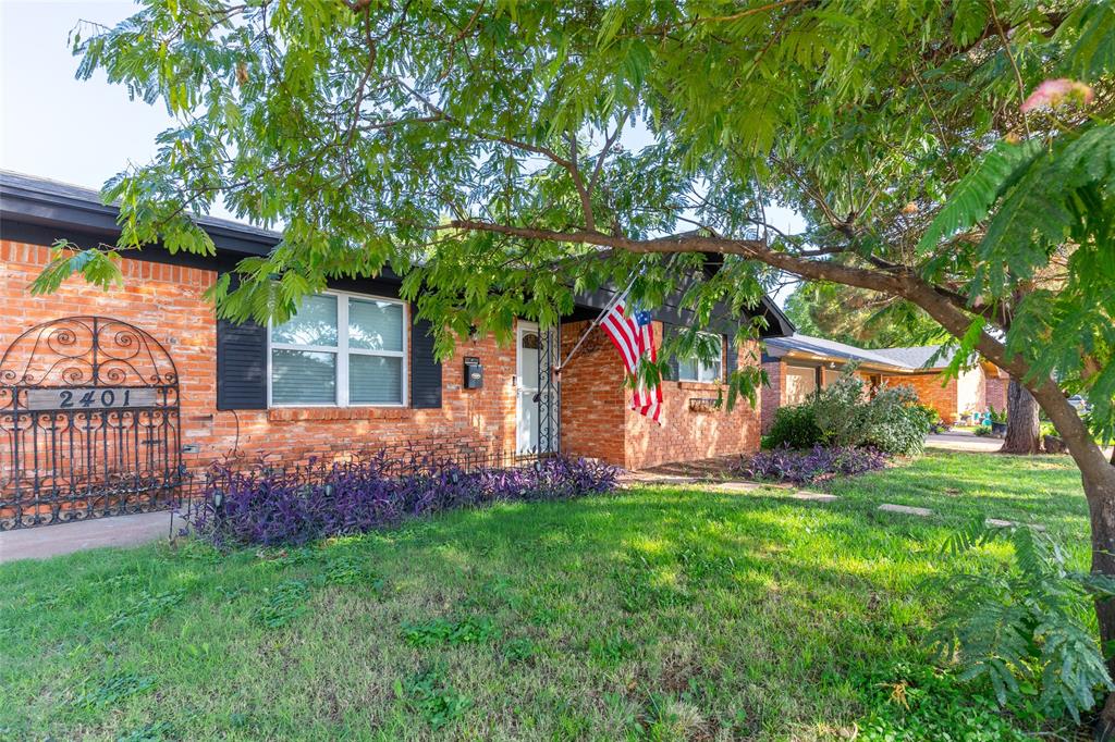 2401 S Elmwood Drive