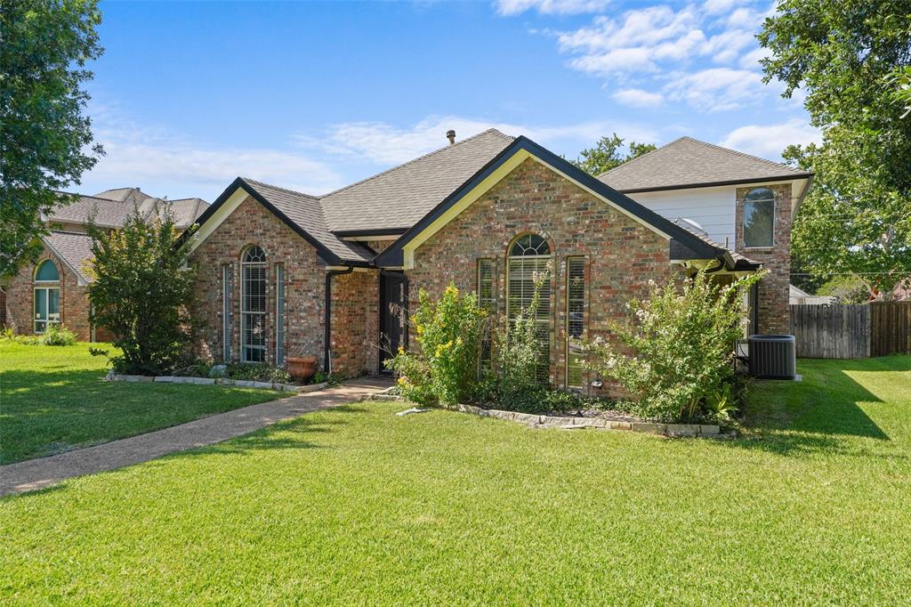 1220 Dentonshire Drive