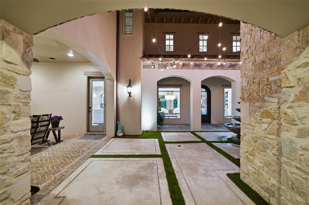 5767 Waters Edge Drive